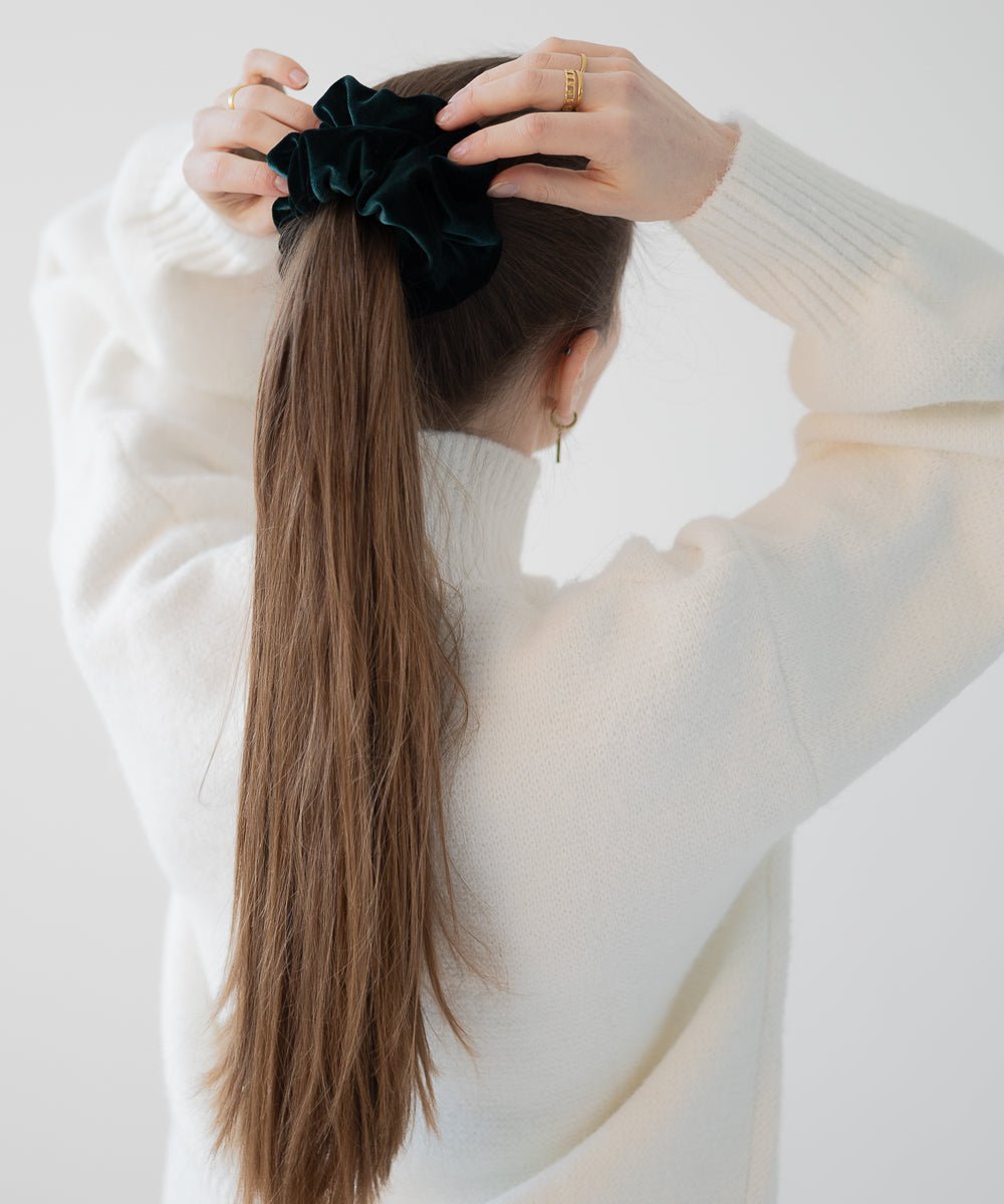 SIENNA - Scrunchie aus Samt - Blau - Fizz & Femme