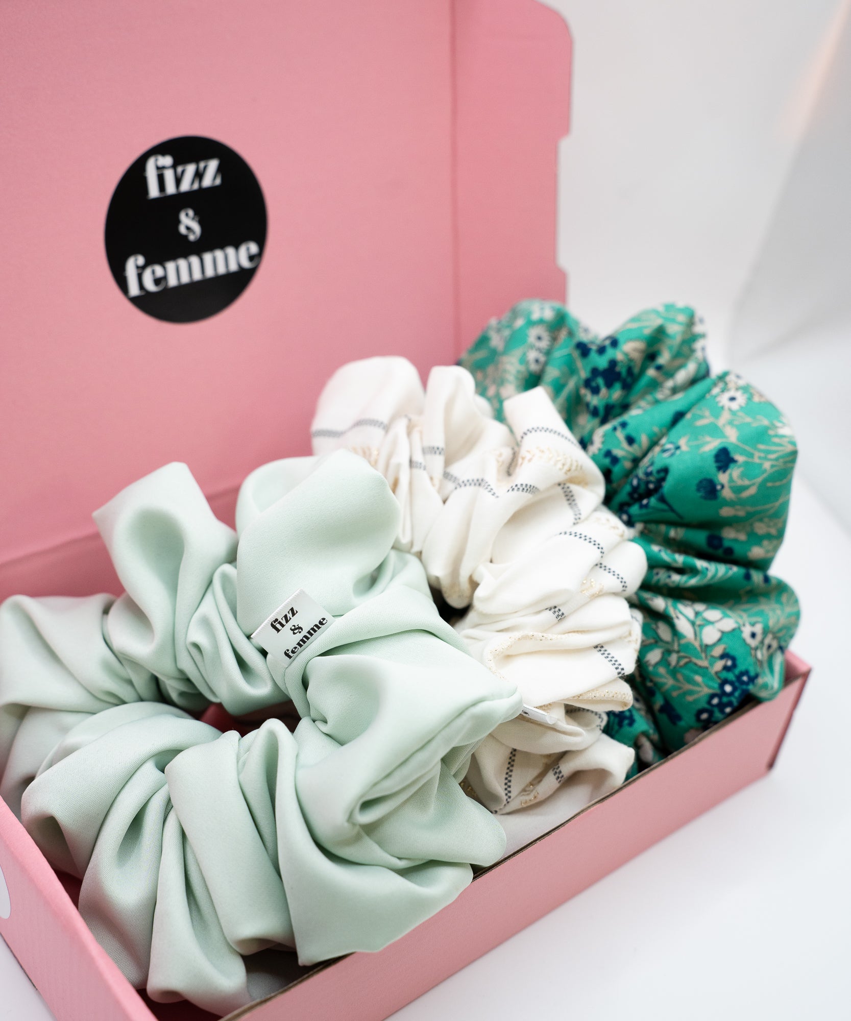 UNIQUE BOX | XXL - Schwarz - Fizz & Femme